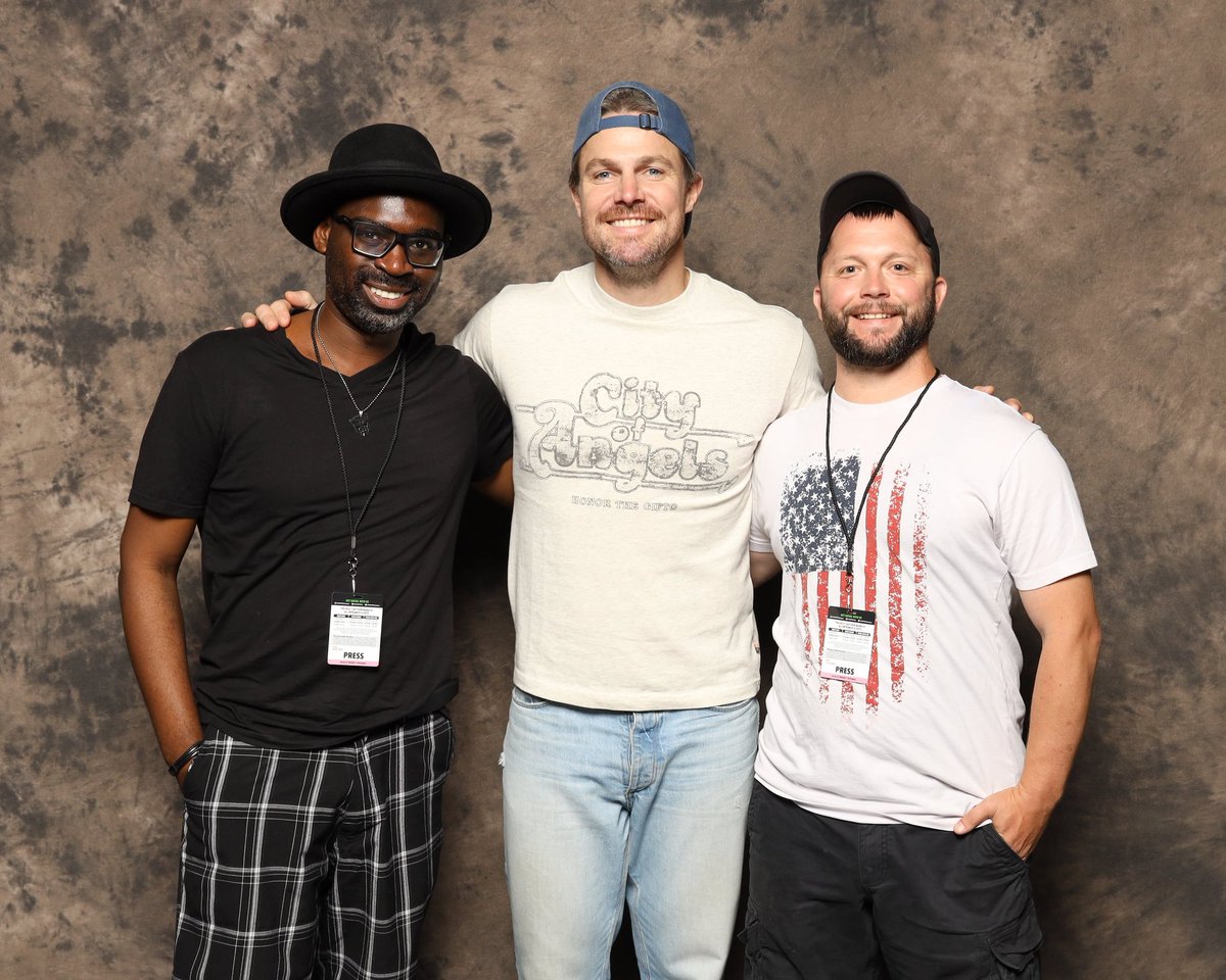NaVellJLee's tweet image. #fanexpophiladelphia #FanExpoPhilly @StephenAmell @vincentdonofrio #PeterCullen #OptimusPrime
