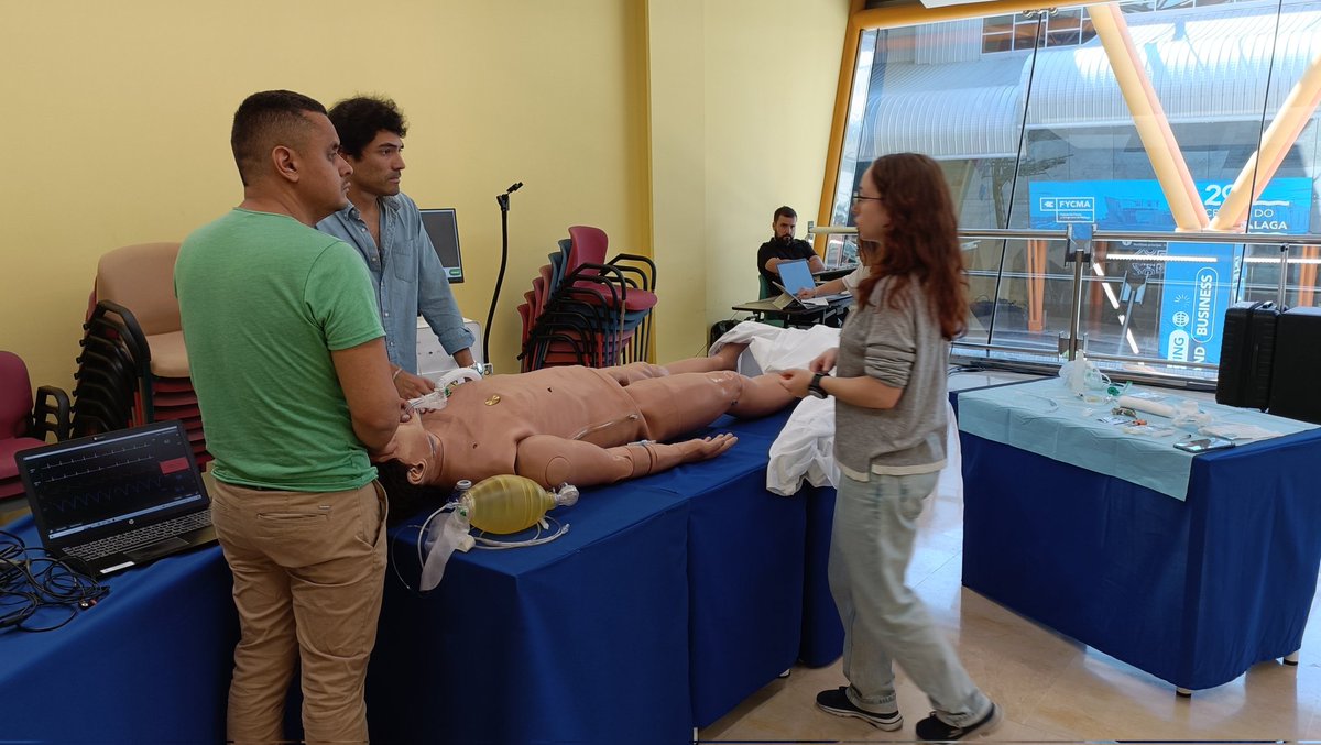 semicyuc's tweet photo. El curso Update en el manejo del paciente traumático grave ha sido la apuesta formativa previa al Congreso Nacional #semicyuc2023 Nuestros socios han podido actualizar sus conocimientos y participar en diferentes talleres. #medicinaintensiva #cursoprecongreso #traumagrave https://t.co/g6H0I54fgc
