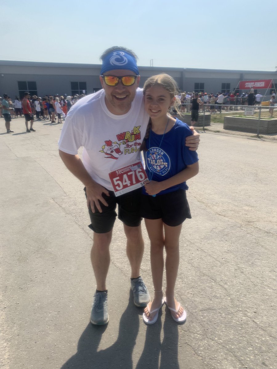 What a great #runfortheFUNd this weekend in support of the <a href="/TVeducationFdn/">TVEF (Thames Valley Education Foundation)</a> Such a well-organized event and <a href="/woodheightsps/">Woodland Heights PS</a> #start2finish students were amazing! @RAndrewCanham <a href="/kevin_auckland/">Kevin Auckland</a> <a href="/TVDSB/">Thames Valley DSB</a>