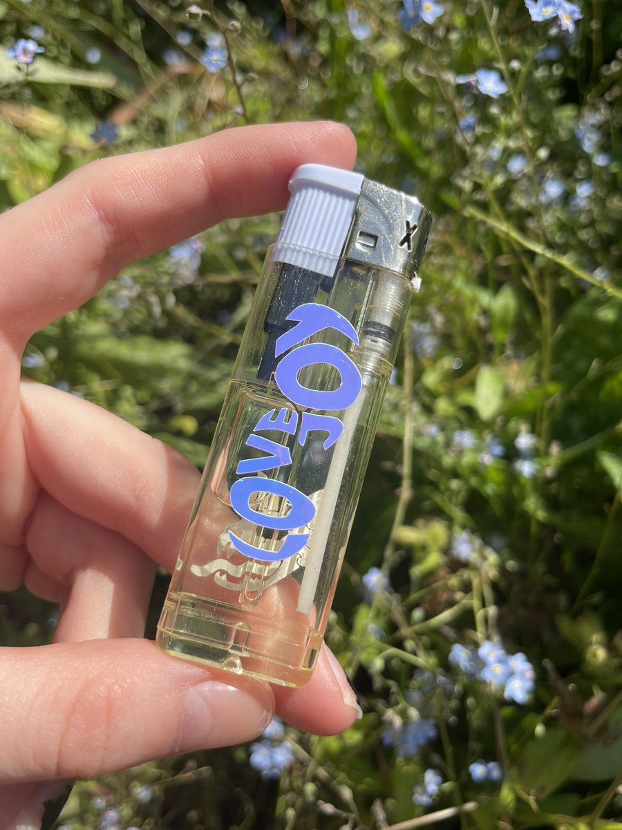 fguac_'s tweet photo. LoveJoy lighters are now up !!

Only 20 in stock right now so you gotta be quick :)

Vids in tweet below of the colour options. 

I hope you like them🌈✨

https://t.co/RR5nUP0FnR https://t.co/swnLAgUYwC
