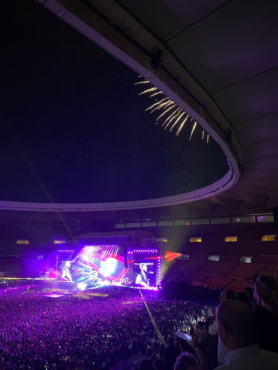 MariaBenju_4's tweet photo. Impresionante lo vivido ayer 🥺
Me quedaría a vivir en un concierto de Manuel Carrasco.
Gracias por regalarnos otro día inolvidable ♥️🏹 @manuelcarrasco_ https://t.co/IZpUv9xSxd