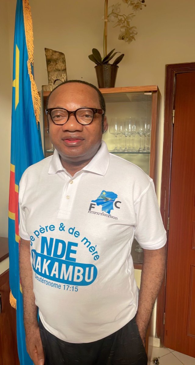 NoelKTshiani's tweet photo. Chers Compatriotes, Si l’on prend un Japonais et l’on met les mains sur sa tête en priant pour lui pendant toute la journée, il ne deviendra jamais Congolais comme moi. De père et de mère, nde makambo ! Soyons très fiers d’être Congolais ! https://t.co/zEFqOihFPK