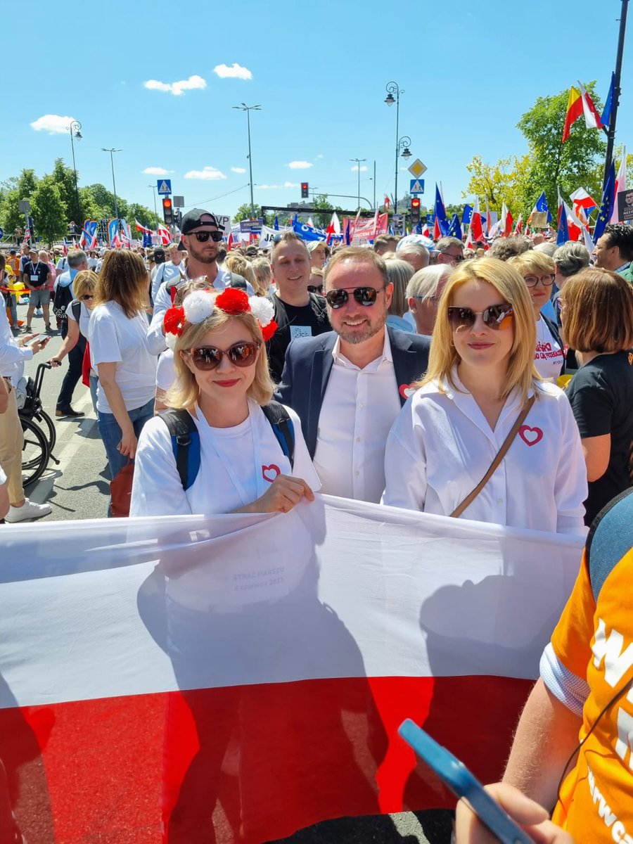 Chcemy Polski wolnej, demokratycznej i uśmiechniętej! #Marsz4Czerwca #PolskaWNaszychSercach