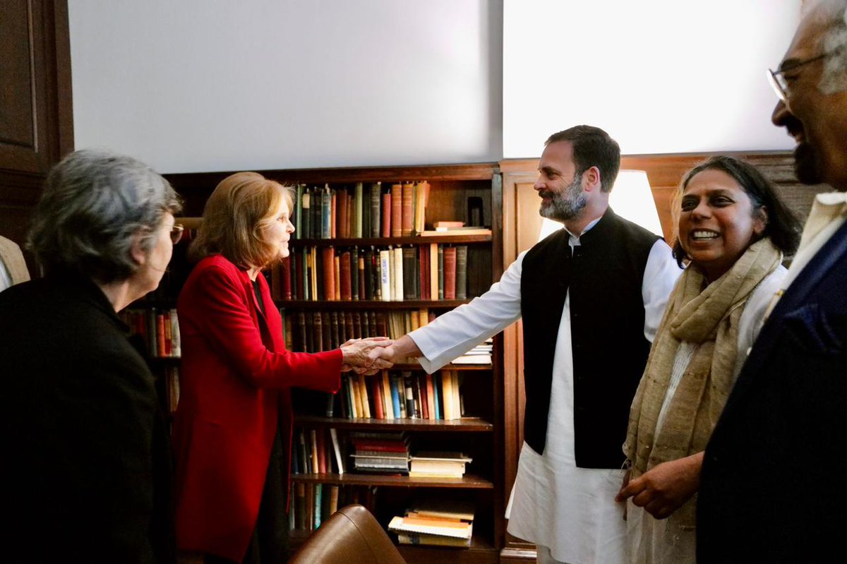 CongressTRP's tweet photo. Shri Rahul Gandhi ji had a thought-provoking fireside chat with leading thinkers of New York at the iconic Roosevelt House, home of former US President, Franklin D Roosevelt.
@RahulGandhi @INCIndia
#RahulGandhiInUSA #With_Congress https://t.co/UfQdBuLX2H