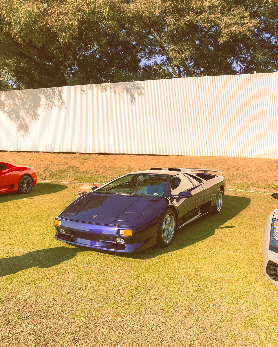 moeebra's tweet photo. One of the better car shows 🙌 https://t.co/bOzFWW0n85