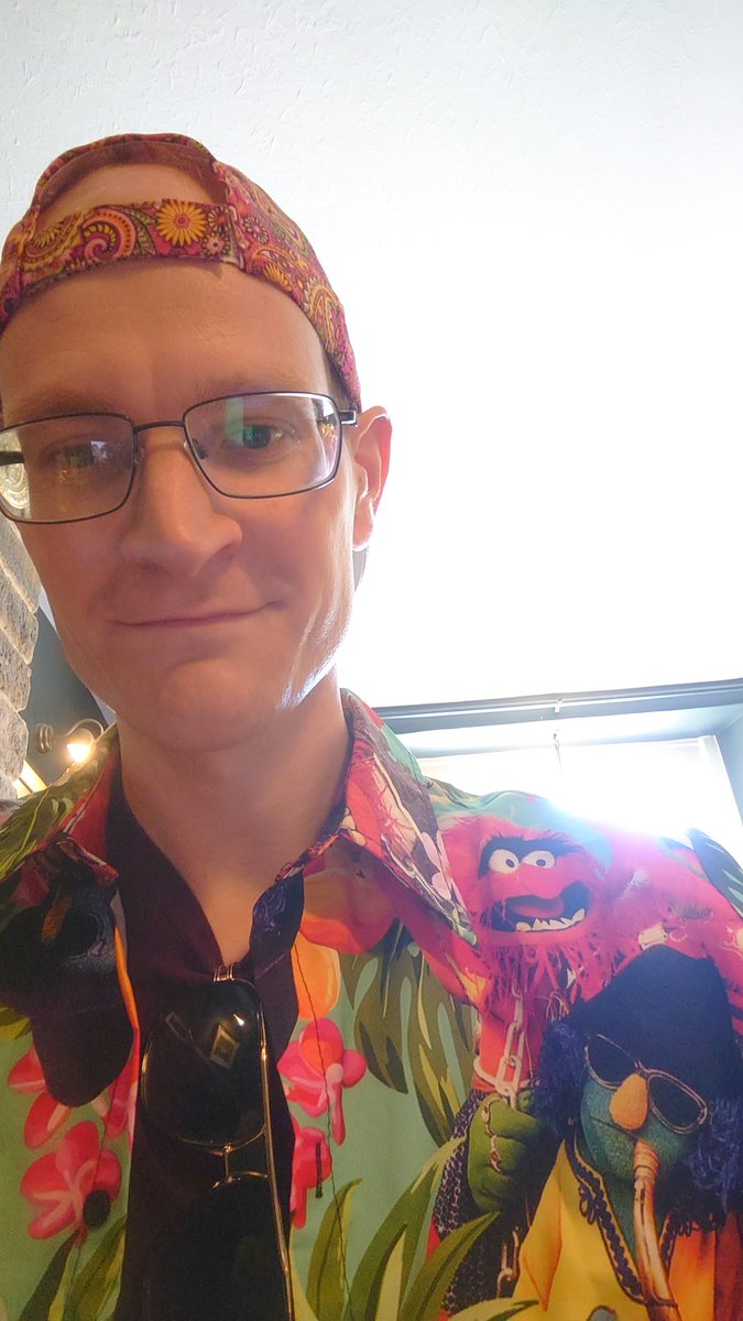 MattDrapps's tweet image. Animal and Zoot on the suit. Janice tattoo vibe. #muppetwt