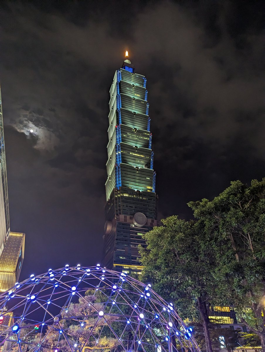 Last time I will see this beauty for another year! Had an amazing time in Taiwan meeting all my friends old and new!