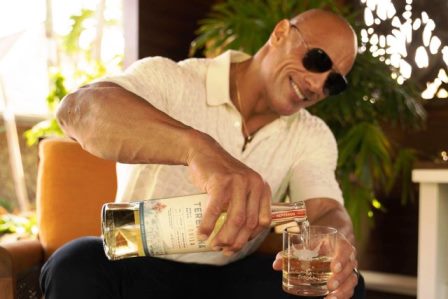 SelectusWines (@selectuswines) on Twitter photo ¿Choque de trenes entre <a href="/TheRock/">Dwayne Johnson</a> y #GeorgeClooney por sus #tequilas? selectuswines.com/es/dwayne-john… ¿Choque de trenes entre <a href="/TheRock/">Dwayne Johnson</a> y #GeorgeClooney por sus #tequilas? selectuswines.com/es/dwayne-john…