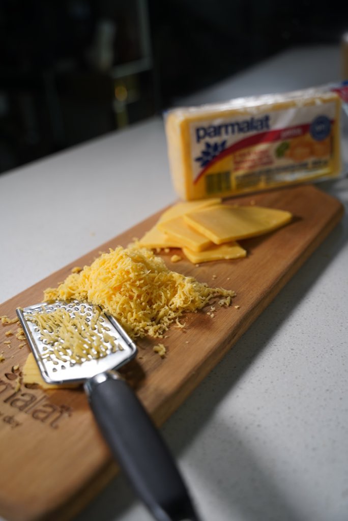 It’s National Cheese day and I think it’s only fair that we celebrate with an 850g block of SA’s Number 1 cheese by making our favourite cheesy meals. 🔥 #Parmalat. I know I cannot have a meal without some cheese. 🥺🫰🏾 #StinaKeBosso #BetterChoices