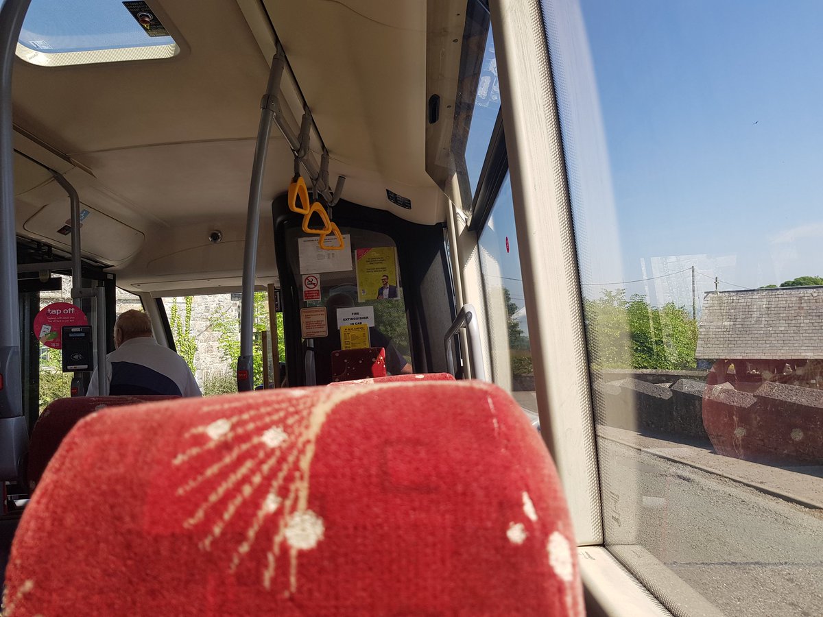 CarolynThomasNW's tweet photo. #1bwsticket £6 per adult, £4 with #MyTravelPass card for 16-21 year olds &amp; £13 per family. Travel anywhere in #NorthWales with different operators using 1 ticket. Info on timetables, bus number, &amp; nearest bus stops available @TravelineCymru #backthebus https://t.co/oGHq5rrmkC