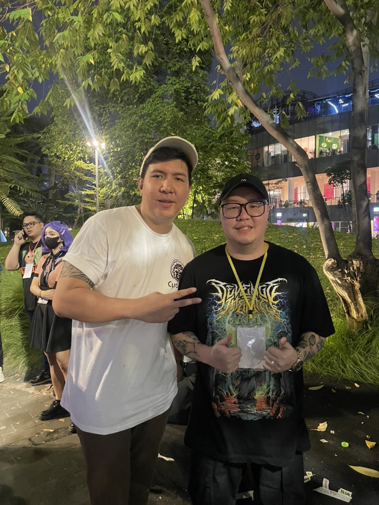 Akhirnya namatin backstage