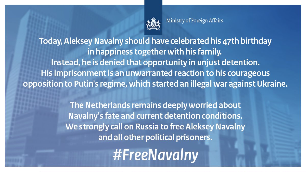 #FreeNavalny