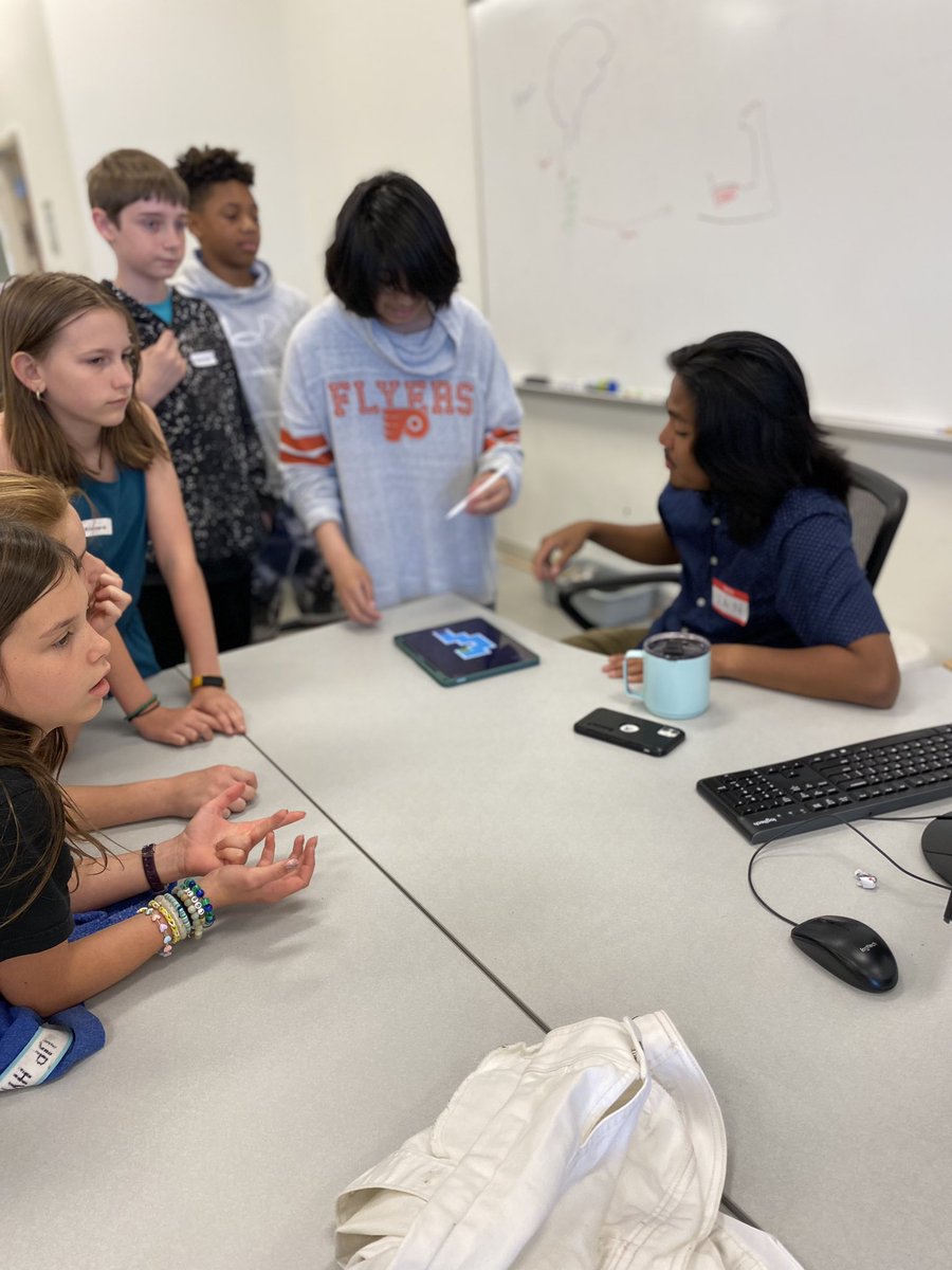 Thank you @JCashaback and @UDelaware for an amazing #STEM tour & activities! Definitely inspired some future careers! @ChristinaK12 #ChristinaStrong