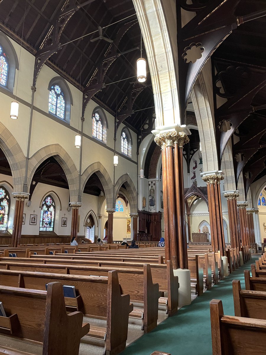 KarenHessel2's tweet photo. This is beautiful Blessed Sacrament Church at 15 Shea Place/Centre Ave @newrochelleny #beautifulchurches #beautifulchurch photos from 7:30am Friday 6/2/23 https://t.co/MH3765hgzR