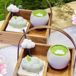 京都市東山区にある「雲ノ茶」。抹茶ラテと雲のムースがセットになった「雲ノセット」が素敵!