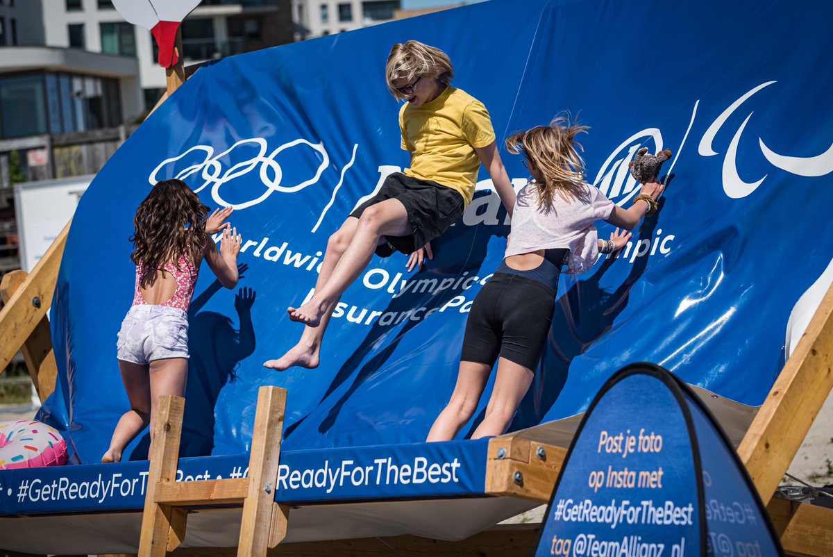 dutchwaterweek's tweet photo. 🌊 | Kom jij vandaag, de laatste dag van de Dutch Water Week 2023, bij ons chillen op het boatpark? Vanmiddag is hier ook de prijsuitreiking van de #AllianzRegatta. 🥇 De ultieme kans om jouw watersport idool te ontmoeten! Zien we je daar? 
#DutchWaterWeek #DWW https://t.co/pDRbgjKOE1