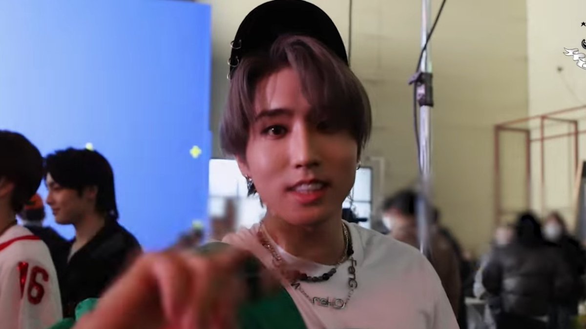 hanjiclips's tweet photo. 's-class' m/v making film 🤍 https://t.co/2ZYdFb8N6u