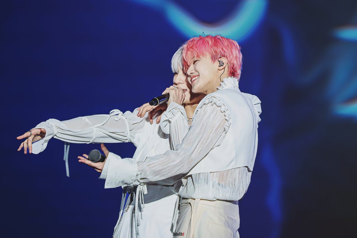 fatalite_jj's tweet photo. 230603 TDS2  두 눈앞이 파랗게 네 안에서 난 꿈을 꿔 #재민 #제노 #JAEMIN #JENO #NCTDREAM https://t.co/MlX5hx7xs5