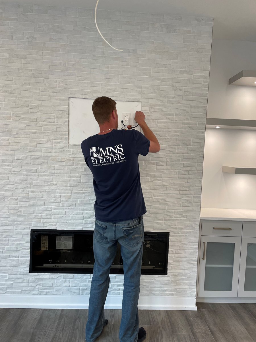 MNS Electric's Brian is lending his expertise to add the finishing touches to this home. With its closing date approaching rapidly, we are eagerly anticipating the new homeowners to settle in and make it their own. 

#mnselectric  #homeclosing  #finishingtouches  #dougtarryhomes