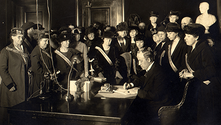 Today in History: Congress approves 19th Amendment for women's suffrage, 1919 #Suffrage100 #otd #tih go.loc.gov/LCXL50OwZaV