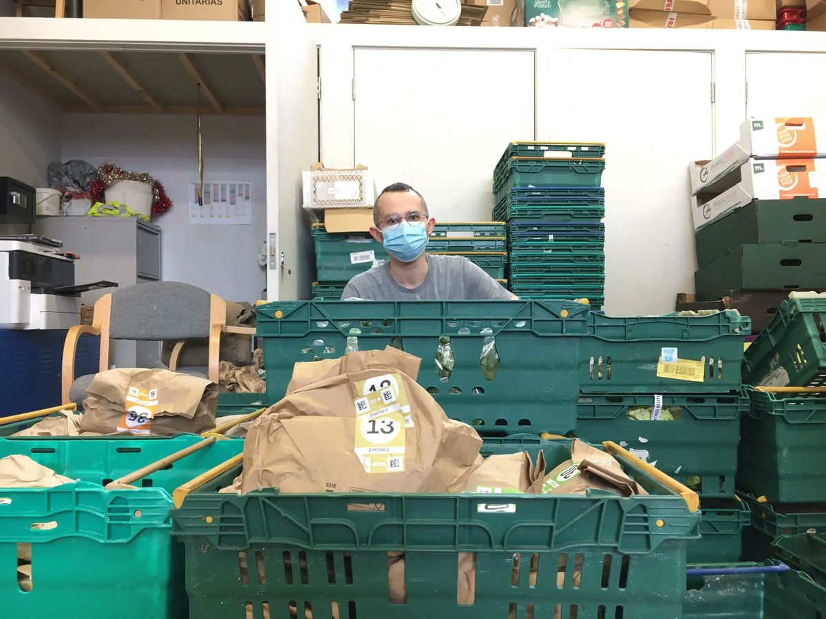 oxfordmutualaid's tweet photo. "I'm really happy and so pleased with your support. You have saved my family from this terrible situation and given up hope. Thank you." #BeTheHelper in #Oxford by signing up to #volunteer at https://t.co/kJwp7xWLZP https://t.co/EpAXFrAqmU