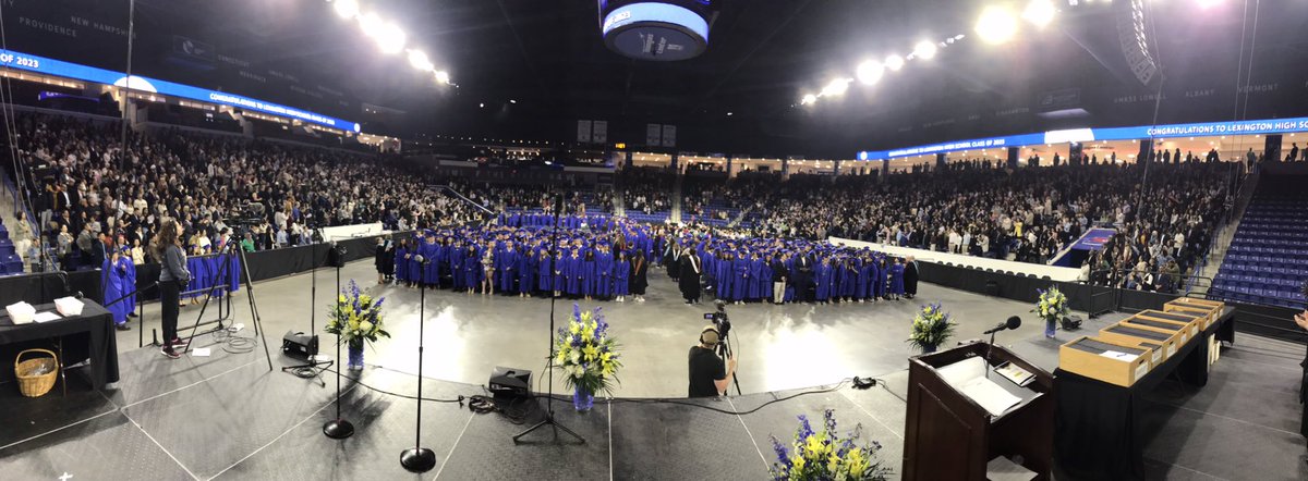 LEXINGTON HS tweet media