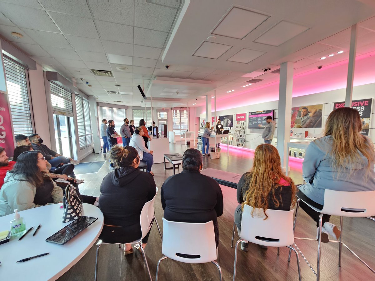 Philip Baylon tweet media