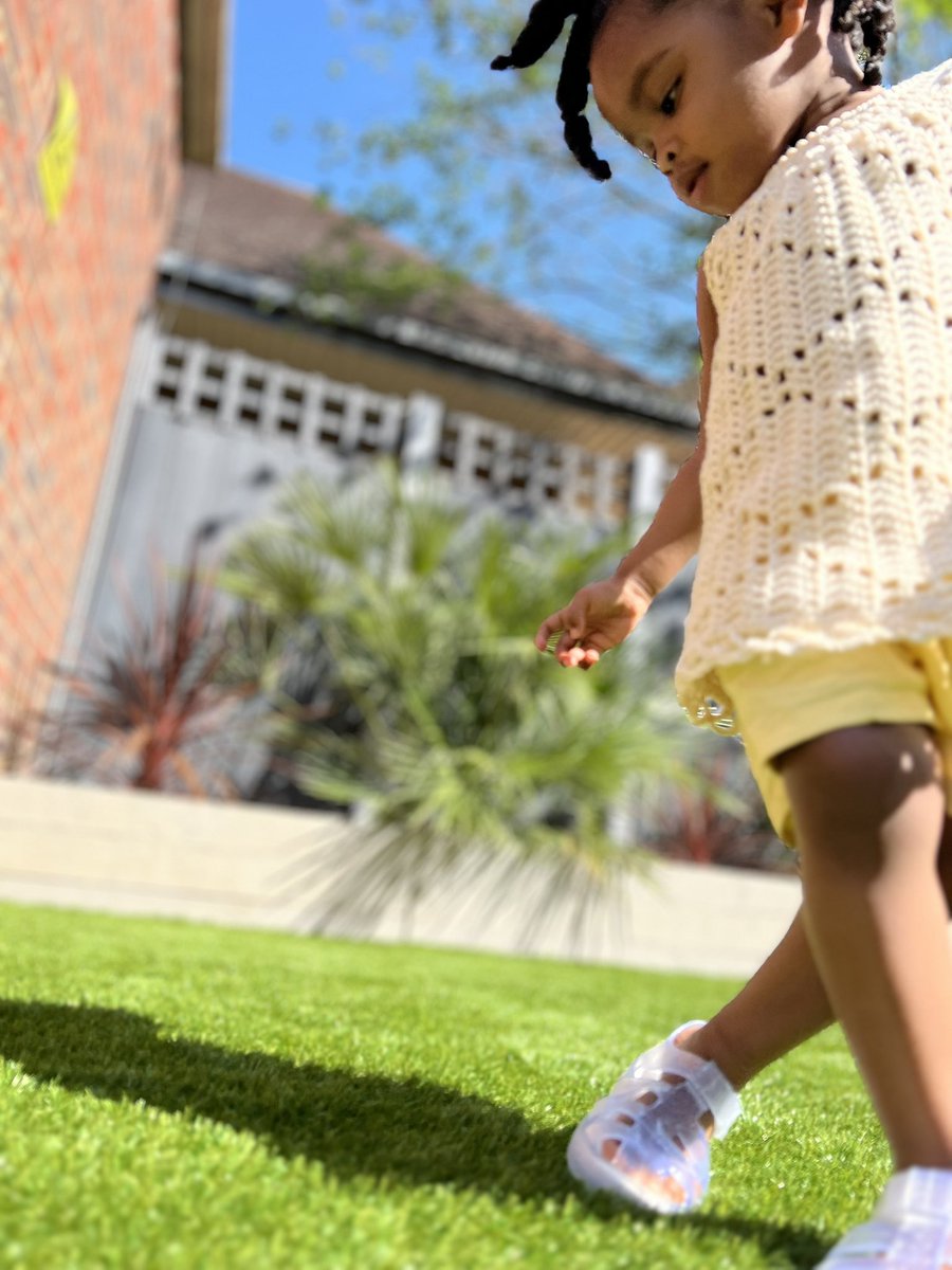 yarntogarment's tweet photo. Pattern: #summerdiamondtoddlerdress
Designer: @1dogwoof (pattern within my Linktree)
Yarn: 24/7 cotton by @lionbrandyarn
Colour: Ecru
#crochetdiamondlace #crochet #summerprojects #mercerizedcotton #lionbrand #lionbrand247cotton #ecru #ShareMyLBY #1dogwoof #yarntogarment2023 https://t.co/J4otc2Ak4u