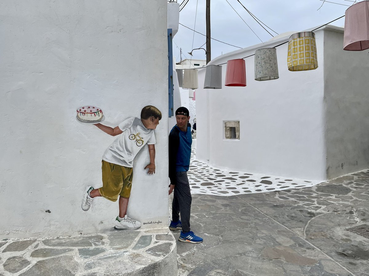 TabesTravels's tweet photo. There’s a surprise around every corner in #Naxos. 

#greece #funny #tabestravels #travelnowtraveloften https://t.co/zaXeC9RD3G