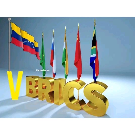 ✊🌐
Nuevas Perspectivas Económicas y Financieras Nacen con la
💫#NuevaGeometríaMultipolar
y con los BRICS Podemos Lograr el Cambio Total y Libre
del Capitalismo Salvaje
@YarytzaR6
@zulbet2
@yady201
@Rotsi20
@MayiVely
@gilazo13
@Yanir3P
@JEy_Pz
@altagra2706
@Rafaelrs110