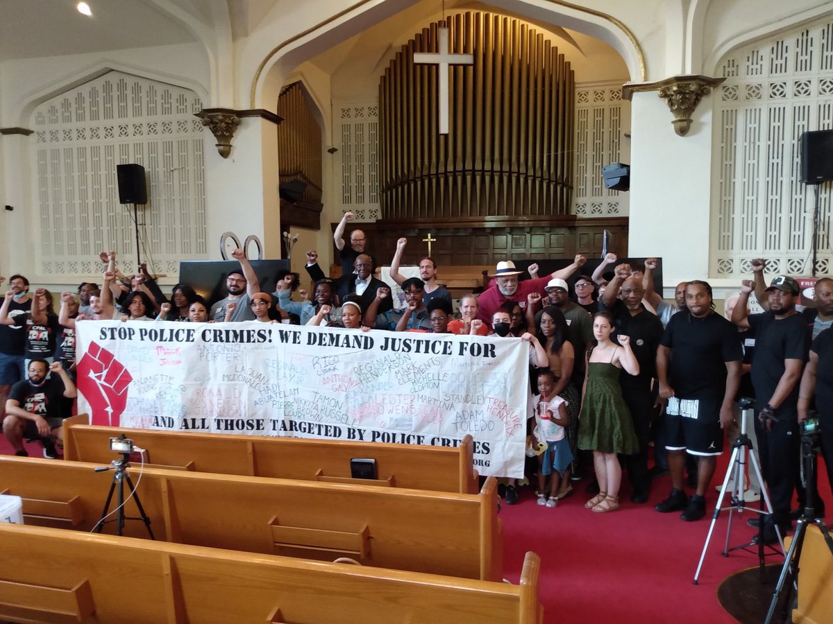 CAARPRNow's tweet photo. Yesterday on the South Side of Chicago, we gathered with survivors of police crimes and torture, family members, and freedom fighters to hear testimony about the experiences of those subjected to the tyranny of state violence and the ongoing struggle for justice. https://t.co/guPpFLWBAF