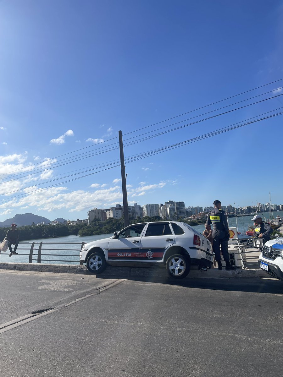GuarapariOf's tweet photo. guarapari. https://t.co/qeTN5f9Bvf