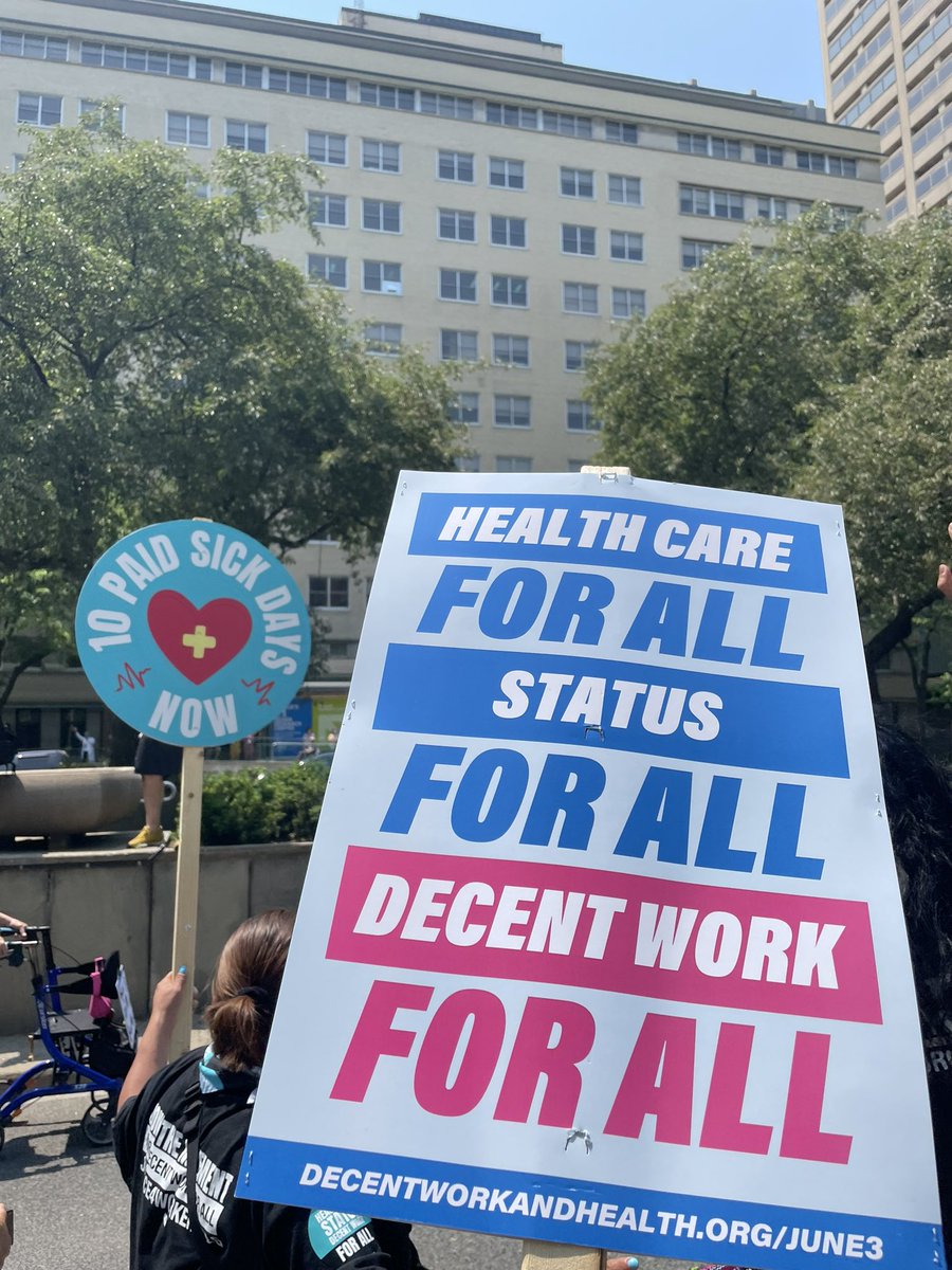 That's a wrap 💥 what an inspiring #EnoughIsEnoughON rally yesterday. Truly speaks to the moment we are in. Workers know that power isn't just at the ballot box, it's with the people. Proud to march with #Justice4Workers <a href="/WorkersAC/">Workers' Action Centre</a> <a href="/DecentWorkHlth/">Decent Work and Health Network</a> &amp; <a href="/ontarionurses/">Ontario Nurses' Association</a>