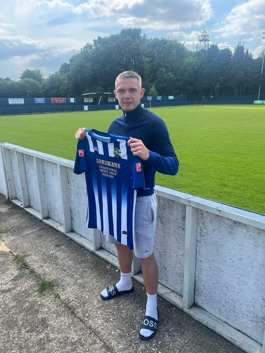 New signing | Wayne Ridgley

The Curfews are delighted to announce the signing of Wayne Ridgley 🤝

<a href="/wayne_ridgley/">Wayne ridgley (senior)</a> joins from fellow Isthmian South Central side Ashford Town

Welcome to the Curfews Wayne!!

#Curfews | #UTC