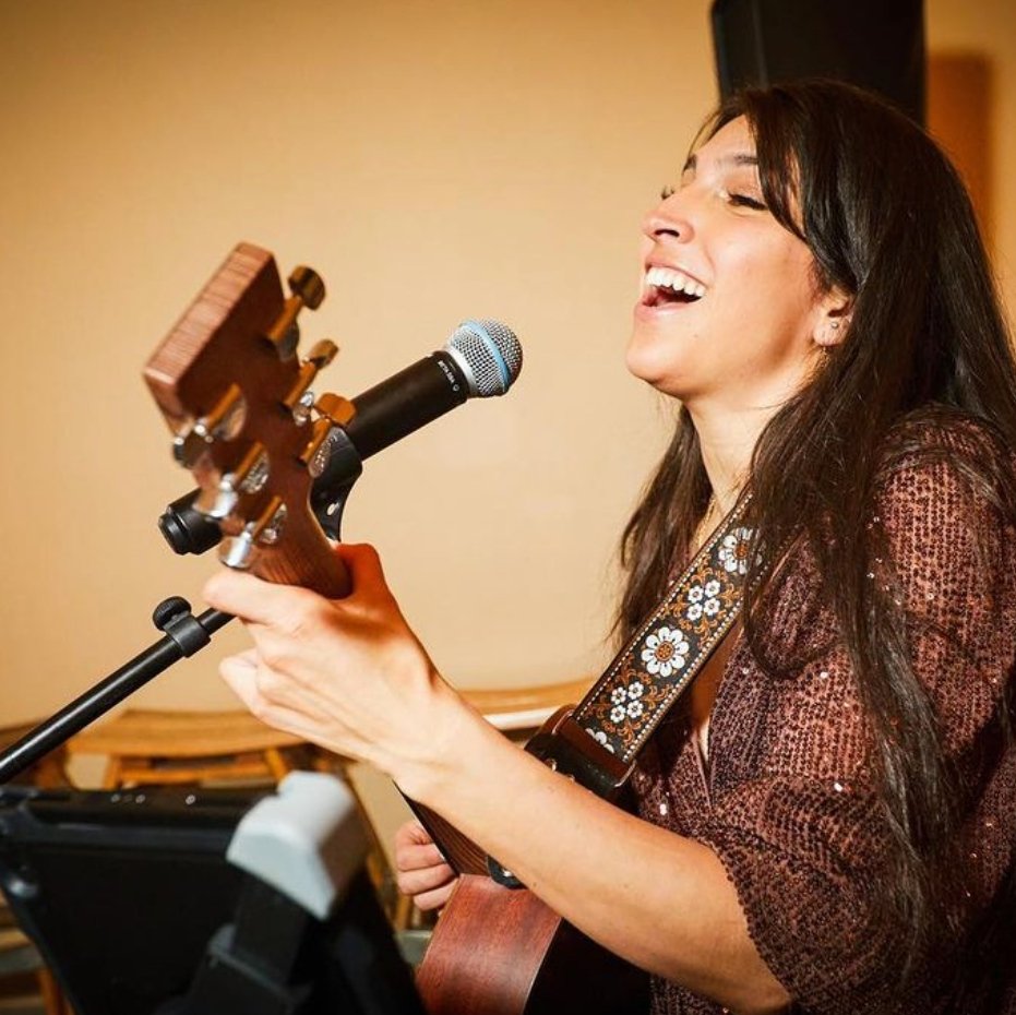 Head to Wente Vineyards today for music on the Cabernet Lawn, 12-4pm. Sit back and relax with live music by Jenny Madrigal, we will have wine by the bottle and snacks for sale. #LivermoreValley #Livermorevalleywine #WineCountry #LVwinecountry #VisitCalifornia #VisitTriValley
