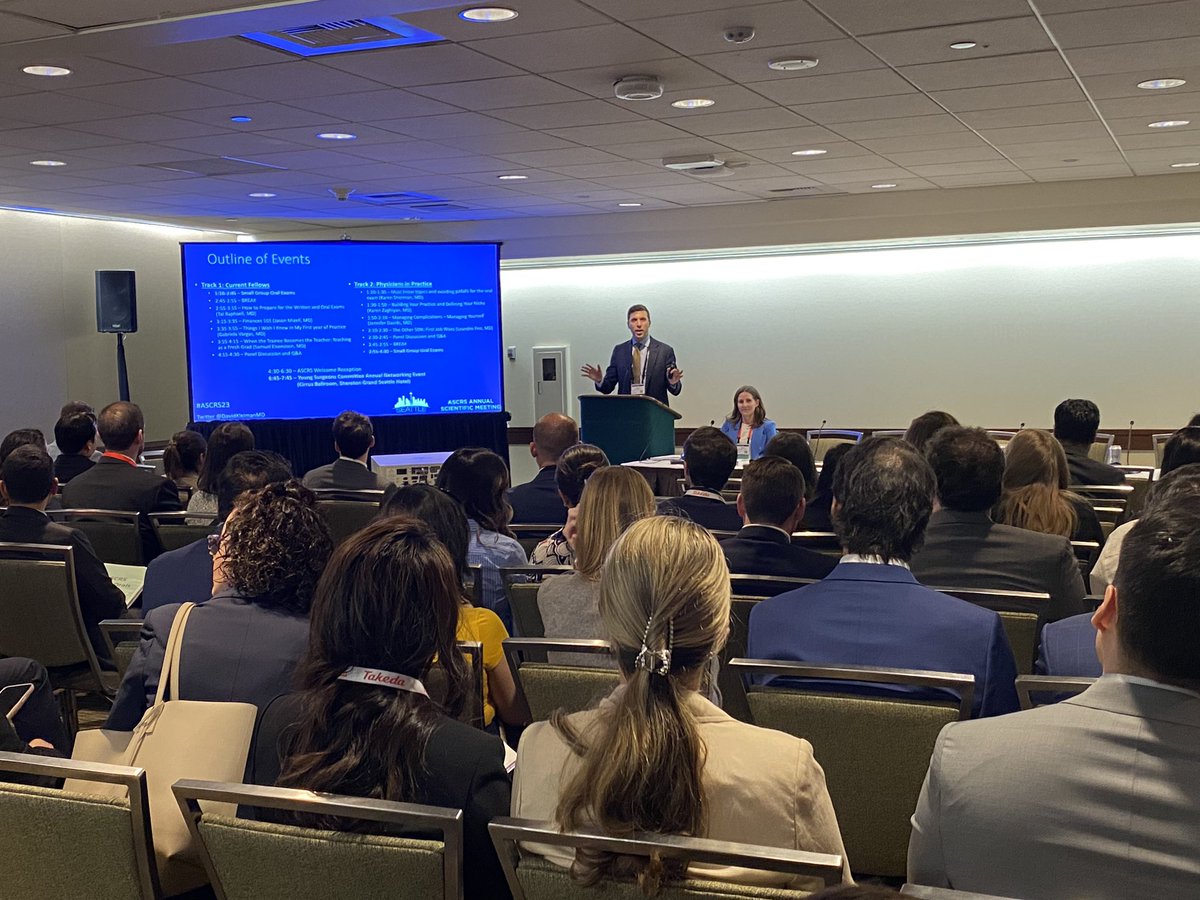 @DavidKleimanMD kicking off an outstanding young surgeons session on practice building and mock orals — packed room! @debby_keller @a_bham18 @KarenZaghiyanMD @RobertTessler @forrestj01 @jendavidsmd @jabelsonmd #ASCRS23