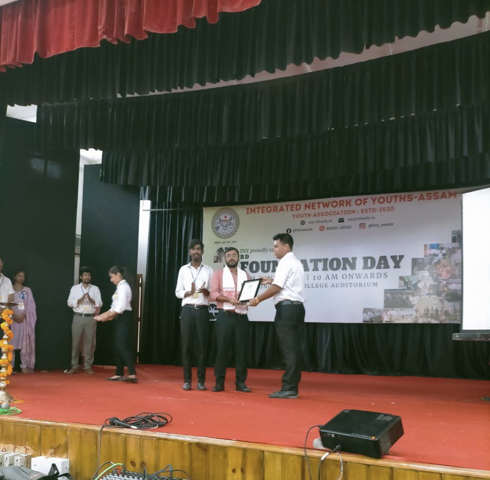 Today On 4th June 2023, the Deputy Commissioner of Nagaon  Sjt Narendra Kumar Shah,IAS inaugurated the State Level Quiz 'Mindfest 2.0' organized at Nagaon Girls' College. 

Students from different parts of the state participated in the competition which was
