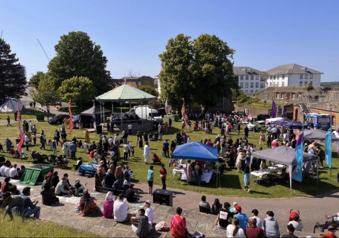 GaryCooke16's tweet photo. Great to visit Fort Gardens in Gravesend today to support the EID Community Mela.  What a wonderful event this is that draws together so much of the local communities.  The goal is to make this Kent Wide - Let’s make that happen! https://t.co/ujUTF86tww