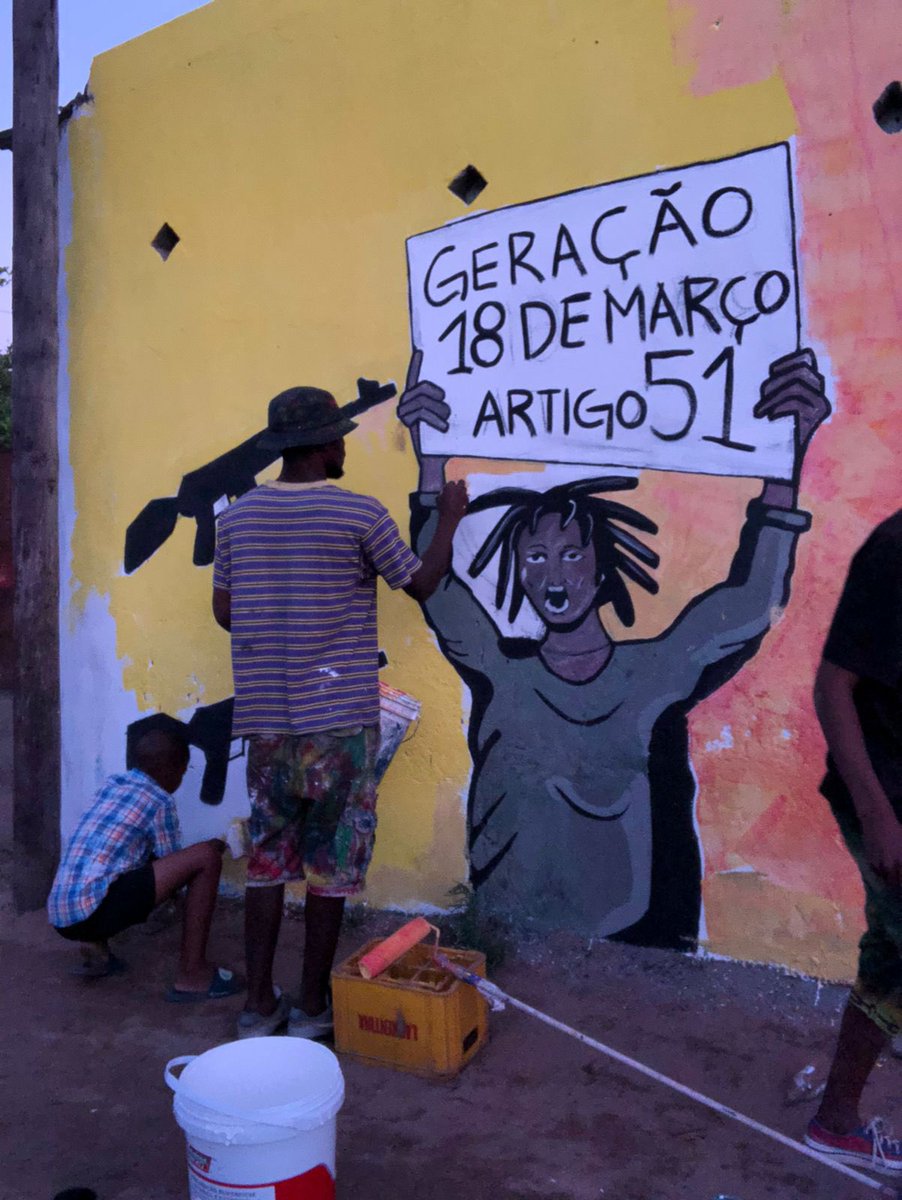 wilkerDias13's tweet photo. A arte é um arma poderosa para transmissão de mensagens..Primeira vez a participar no desenho de um mural. 
#G18 ✊🏾
#Artigo51 https://t.co/qHWP3SU2UK