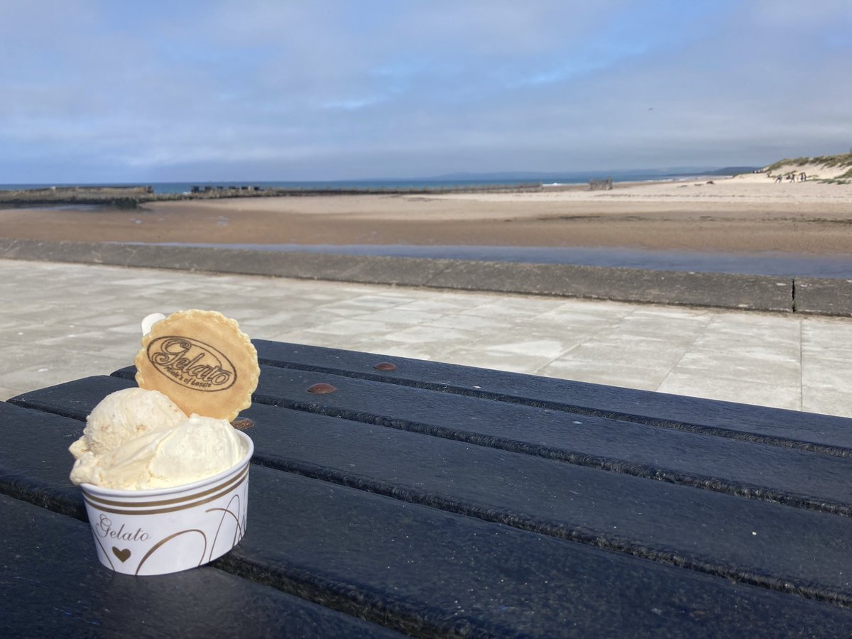 After 2 nights camping with Silver DofE groups a wee trip to Lossiemouth for ice cream and walk to end the weekend! Happy Sunday ☀️ 
#moraycoast