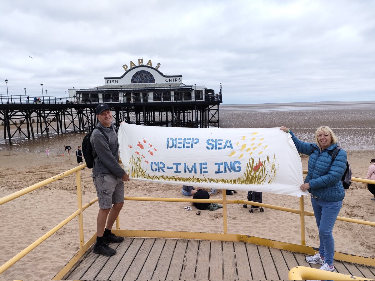 We visited lovely <a href="/CleethorpesUK/">Visit Cleethorpes</a> today to take our message to the sea(side) #DeepSeaMining is destructive &amp; dangerous.
We need to #StopDeepSeaMining to #ProtectTheOceans. Please sign Petition:
action.greenpeace.org.uk/deep-sea-minin…
  <a href="/cleethorpesacad/">Cleethorpes Academy</a> <a href="/myenergiuk/">myenergi</a> <a href="/PapasFishNChips/">Papa's Fish & Chips®</a>
 <a href="/GreenpeaceUK/">Greenpeace UK</a>