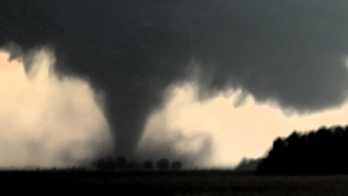 Chris Riske on Twitter "New video featuring the North Bend Nebraska EF2, Trenton Missouri