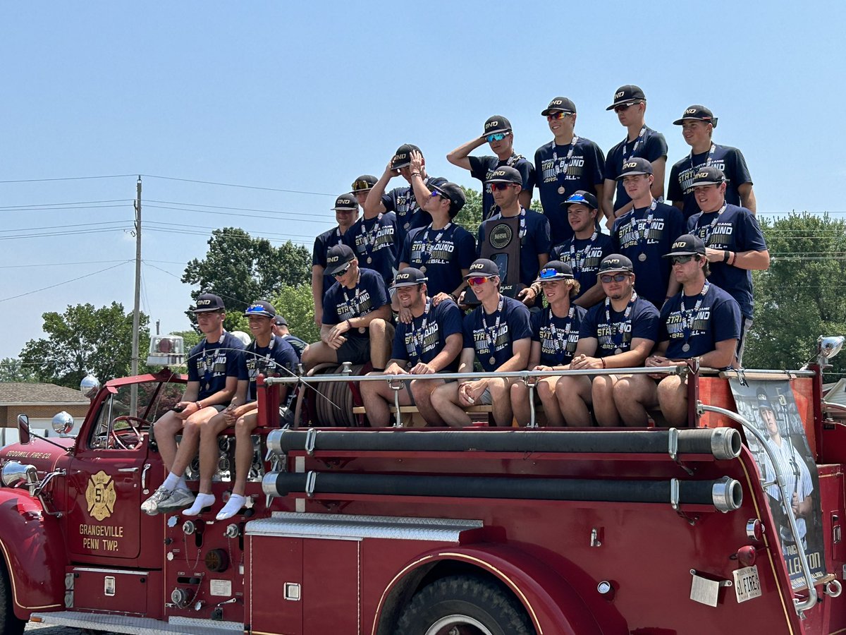BreidyTV's tweet photo. QND bringing home the hardware! https://t.co/bCgPOJ30Ex