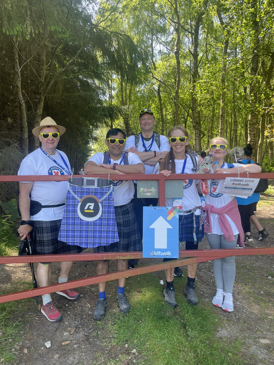 idatalghari's tweet photo. Hey @ArnoldClark! We’re back again after completing 18 miles today at the Aberdeen Kiltwalk! @thekiltwalk for @StAFirstAid #ACKiltwalkComp https://t.co/ZbhywAkmus