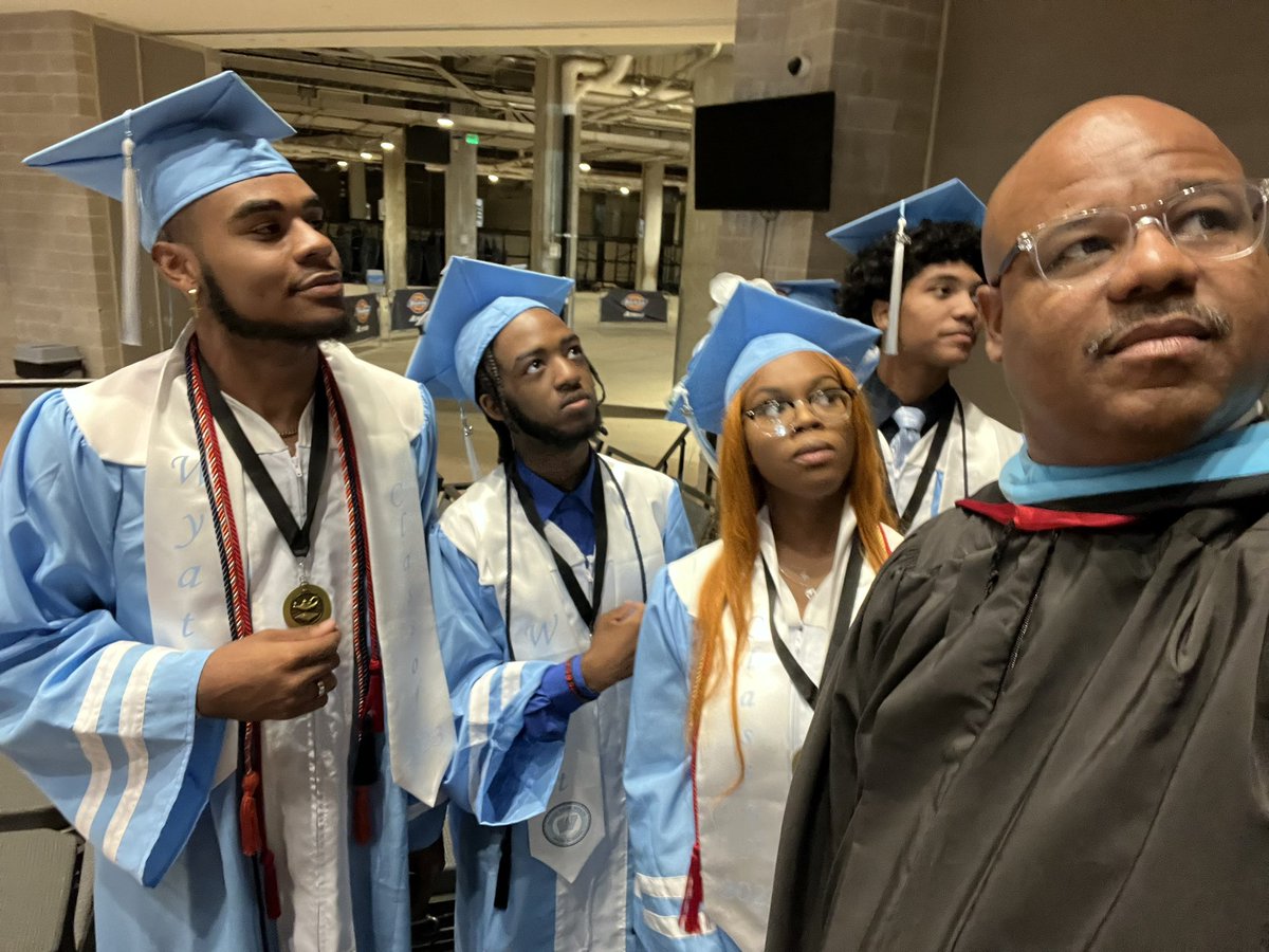 Howard Robinson tweet media