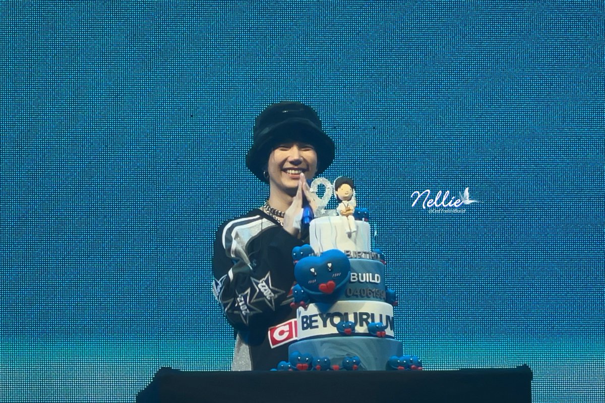 Daffodil4Build's tweet photo. Happy 29 🎂💙

#THEREBORNOFBUILD #BuildJakapan @JakeB4rever https://t.co/DaZcDsRNBK