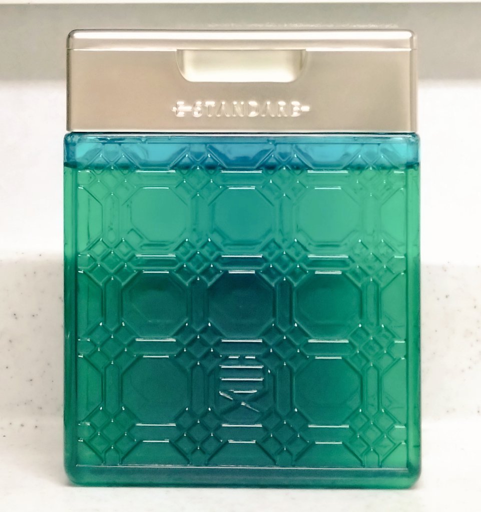 hoshi_j0725's tweet photo. 以前、美容室で購入したイイスタンダードのシャンプー・トリートメントが、新潟伊勢丹でも取り扱いを始めたらしく☺️泡立ち、香り🫶
#estandard
#イイスタンダード https://t.co/vf1St3rmzv