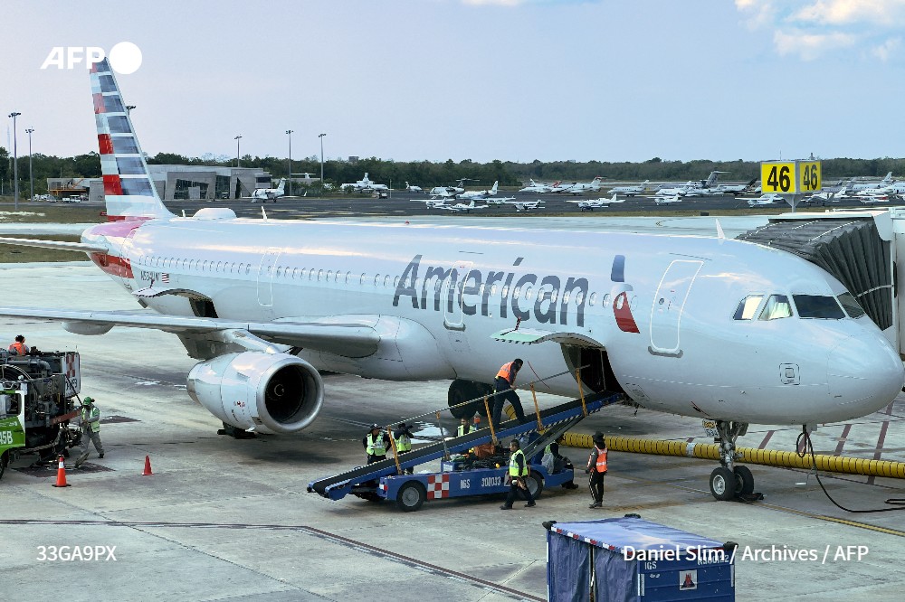 ✈️Les compagnies aériennes mondiales, retrouvent leur activité d'avant la pandémie, mais doivent affronter la hausse des coûts, les tensions géopolitiques et le chantier colossal de leur décarbonation face à la crise climatique #AFP

➡️ u.afp.com/iRGg
✍️ @TangiQuemener