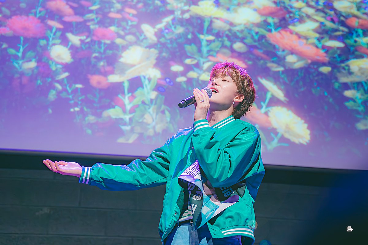 honjaarchiving's tweet photo. 230603 15시의 다락방 팬미팅

무대에서 이렇게 반짝이는데 어떻게 안 사랑해💕
🔗https://t.co/mKwAM8Uj7f
#팀15시 #일경 #team15 #Ilkyung #BLK https://t.co/LU000oqV2Q