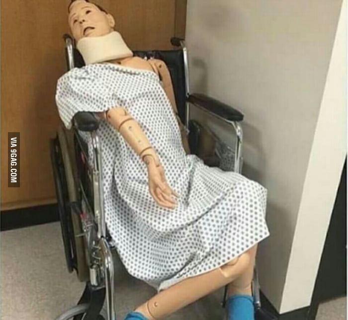 czu4-on-twitter-slept-on-my-neck-wrong-so-naturally-my-entire-body-is